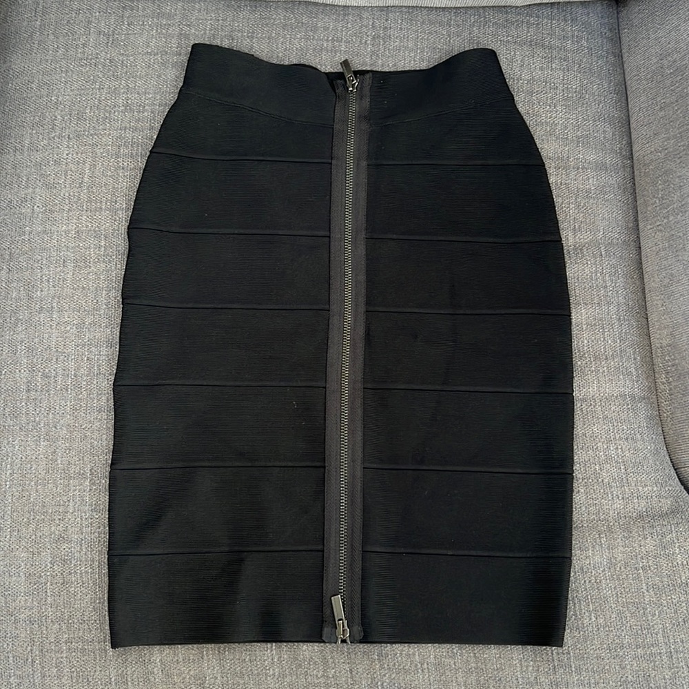 BCBG Power Skirt- NWT
